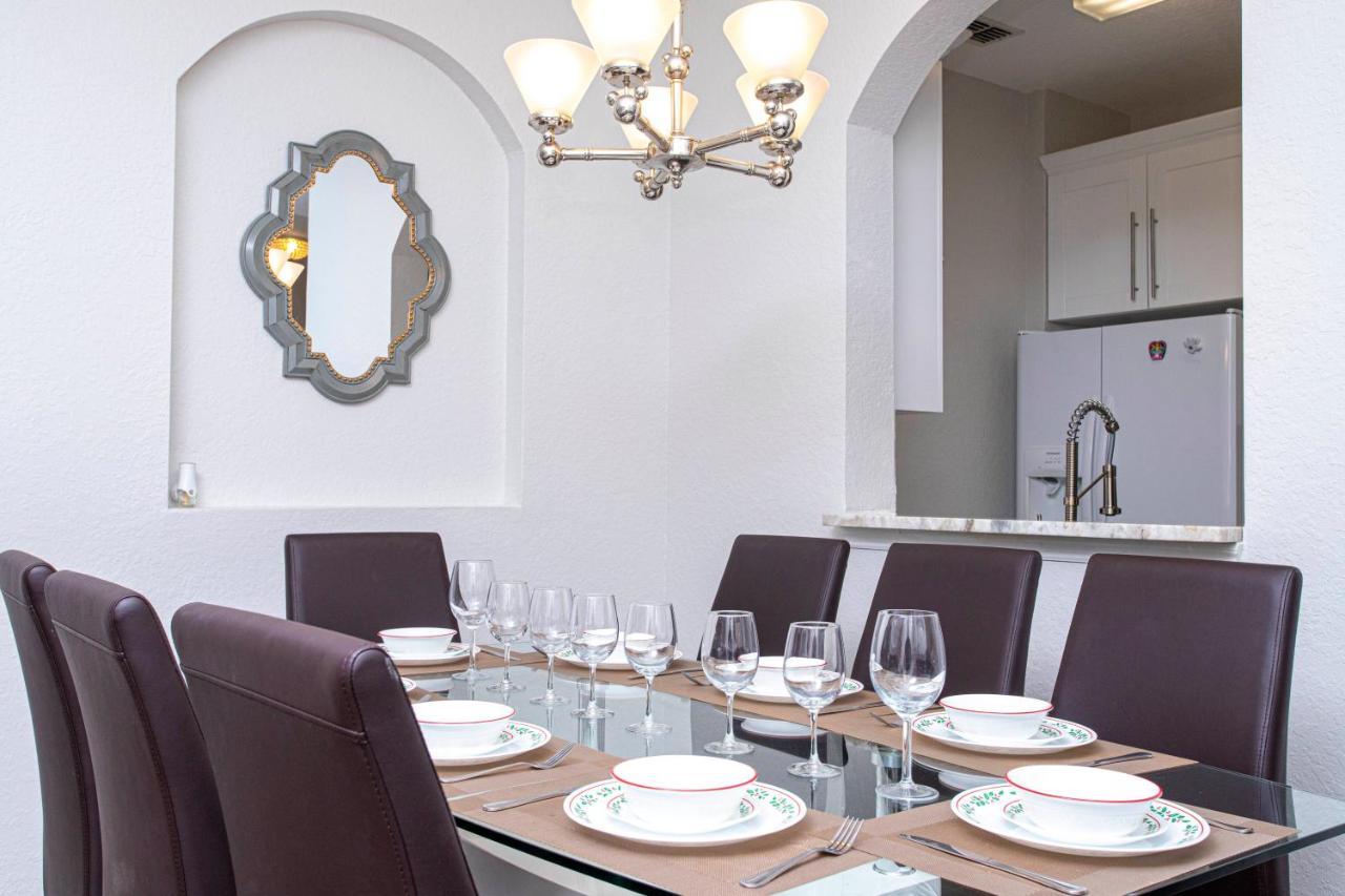 Winsor Dream - 3 Bedrooms 2 Miles From 103 Appartement *