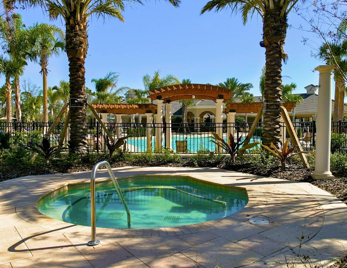 Winsor Dream - 3 Bedrooms 2 Miles From 103 Appartement