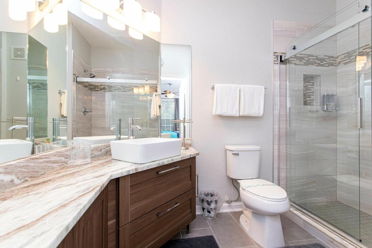 Winsor Dream - 3 Bedrooms 2 Miles From 103 Appartement *